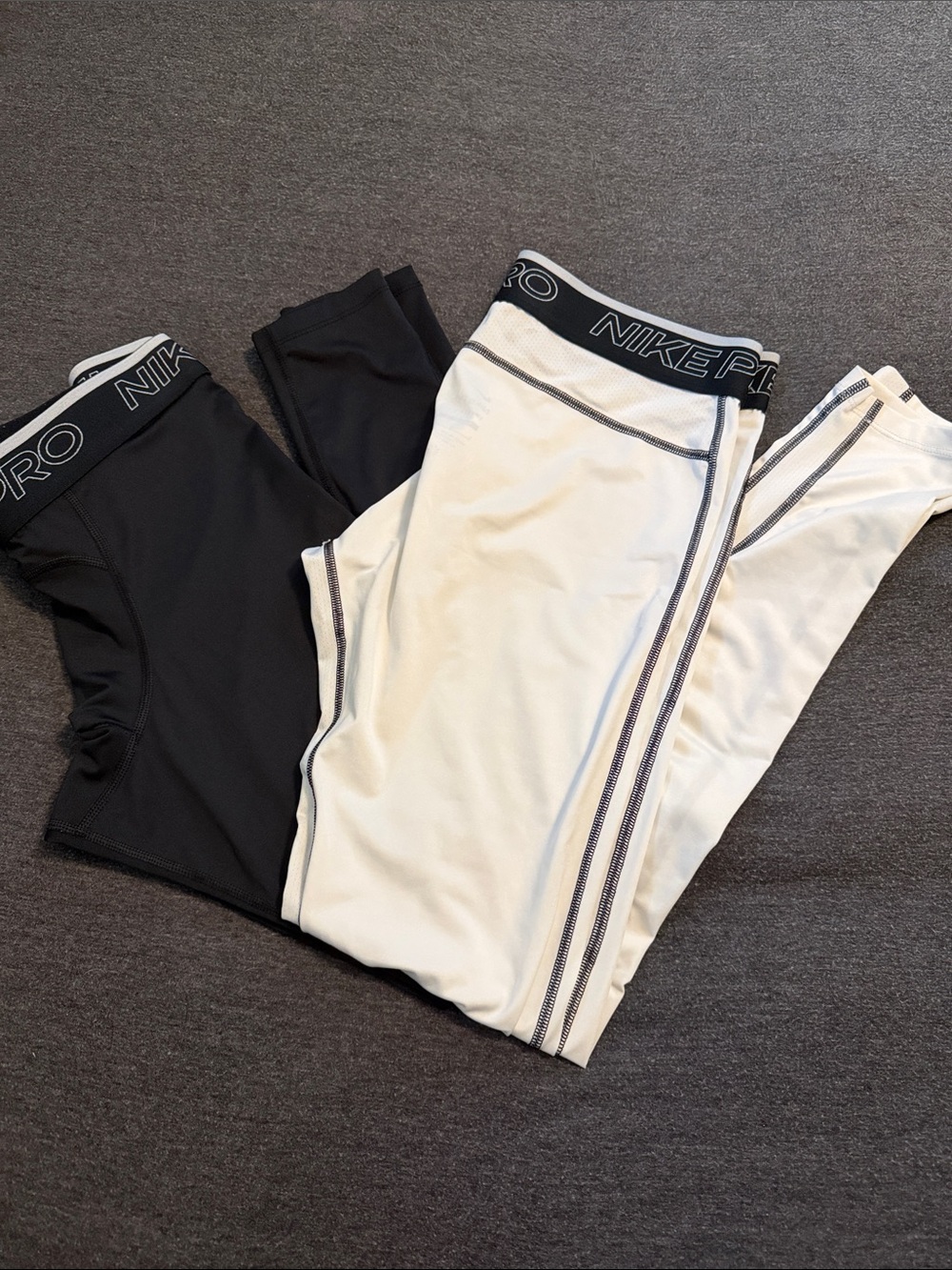Nike Performance Leggings in Black & White